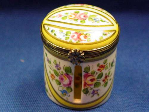 STAMP HOLDER - YELLOW